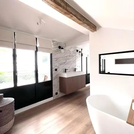 Duplex Elegant Au Coeur Du Marais Avec Cinema - 6p *
